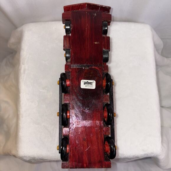 Wooden Train Centerpiece PBC International Locomotive Candy Or Pencil Holder - Picture 10 of 13